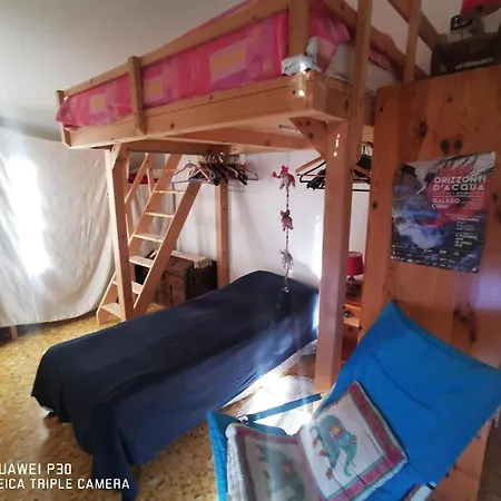 Fuer 3 Personen 3 Ca 77 Qm In Borzonasca, Ligurien Provinz Genua *